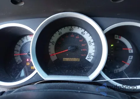 2014 Toyota Tacoma Prerunner V6 from USA, damaged, VIN 5TFJU4GN3EX059396